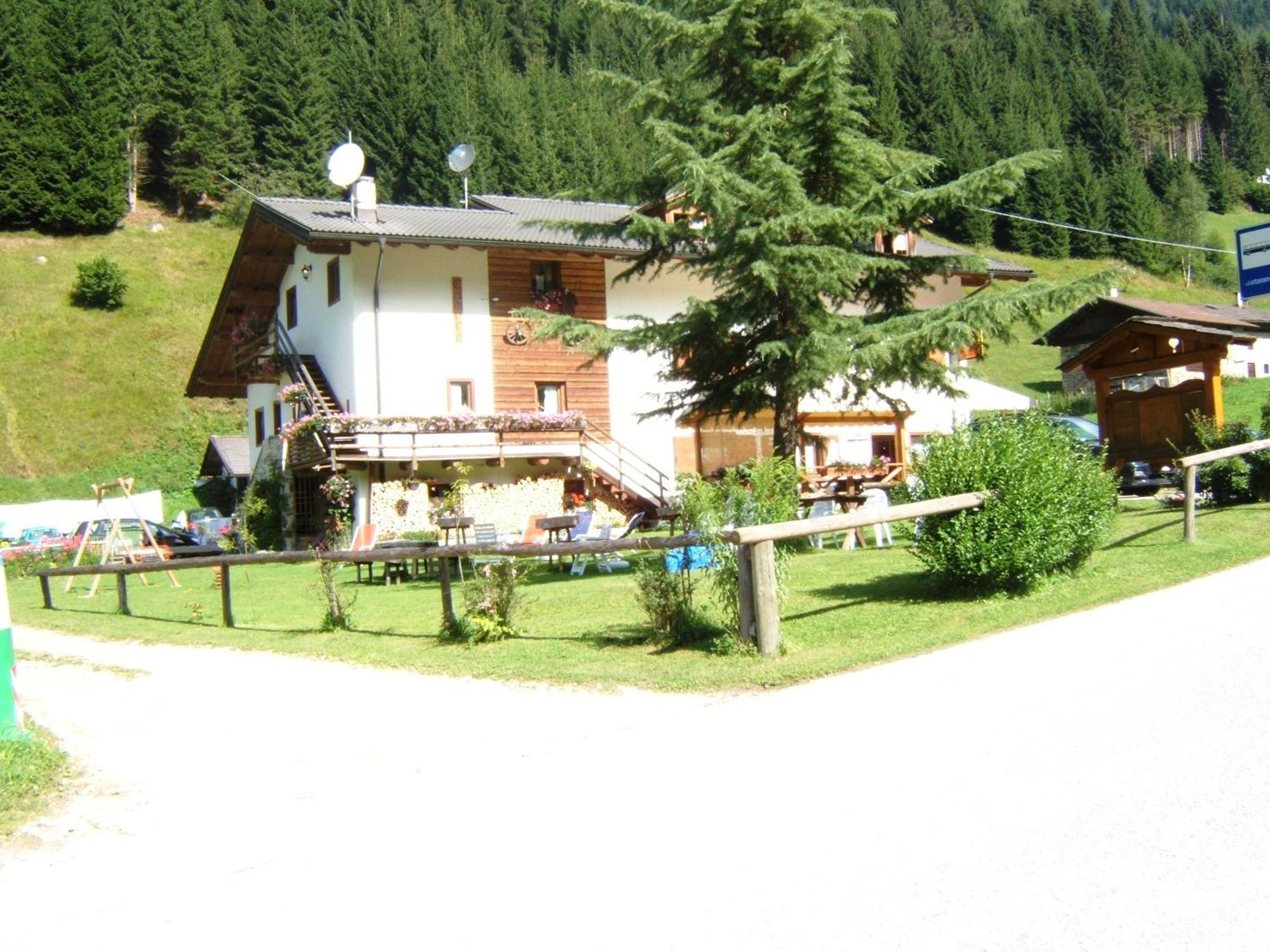 Albergo Lozen Canal San Bovo Exterior foto